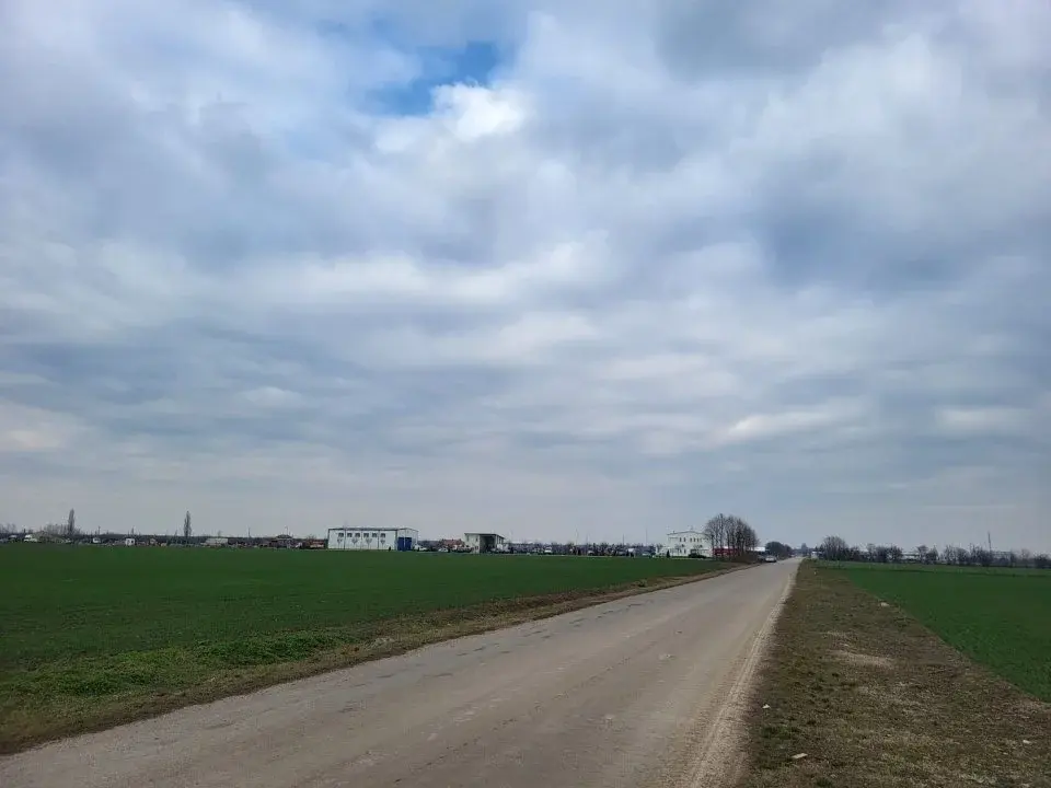 Teren de vânzare în Moara Vlăsiei, Ilfov - Oportunitate investițională strategică cu utilități la poartă